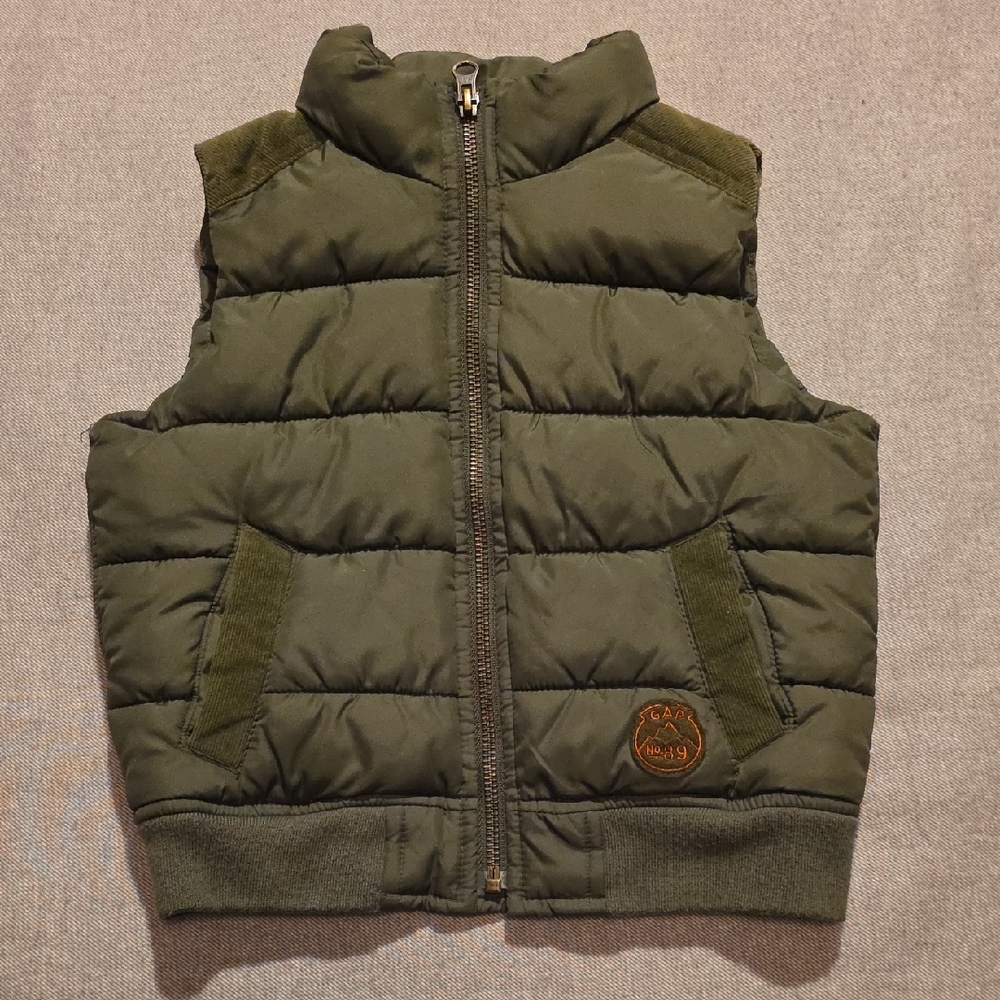 Baby GAP Green Puffer Vest with Orange Detail...size 3T